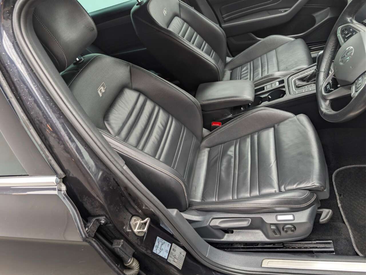 2021 VOLKSWAGEN PASSAT 2021 VOLKSWAGEN PASSAT