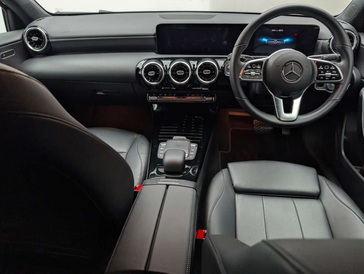 2022 MERCEDES-BENZ A CLASS 2022 MERCEDES-BENZ A CLASS