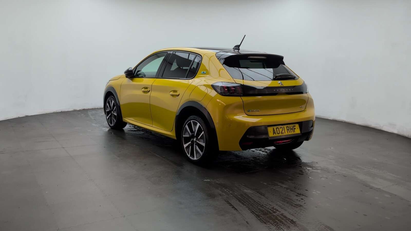 2021 PEUGEOT E-208 2021 PEUGEOT E-208