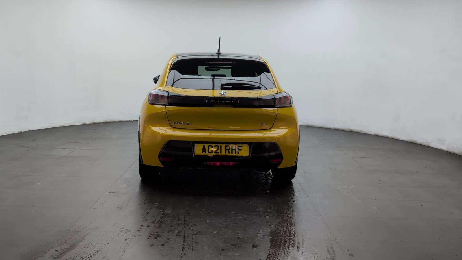 2021 PEUGEOT E-208 2021 PEUGEOT E-208