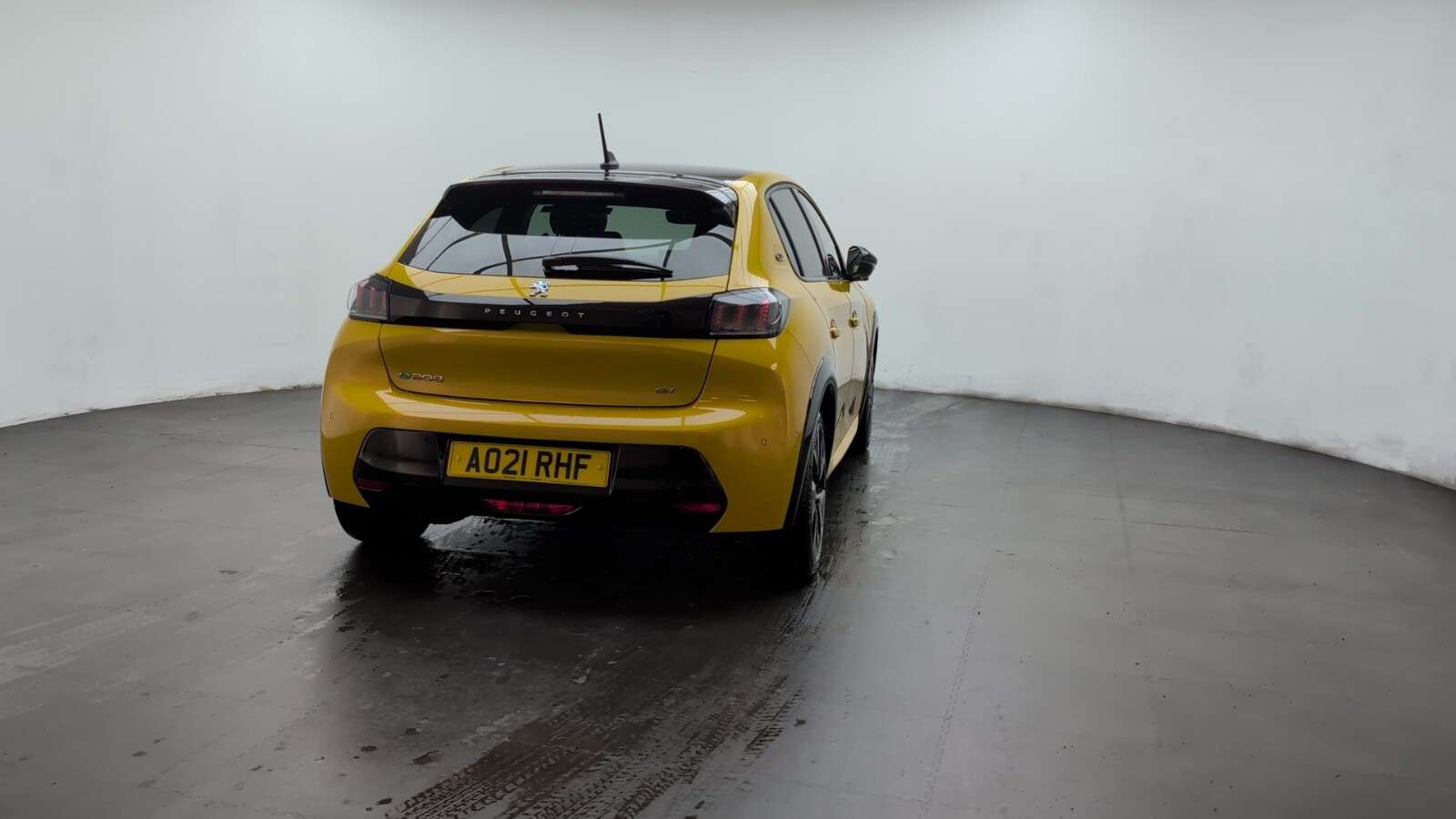 2021 PEUGEOT E-208 2021 PEUGEOT E-208