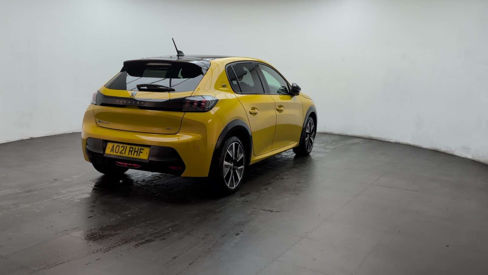 2021 PEUGEOT E-208 2021 PEUGEOT E-208