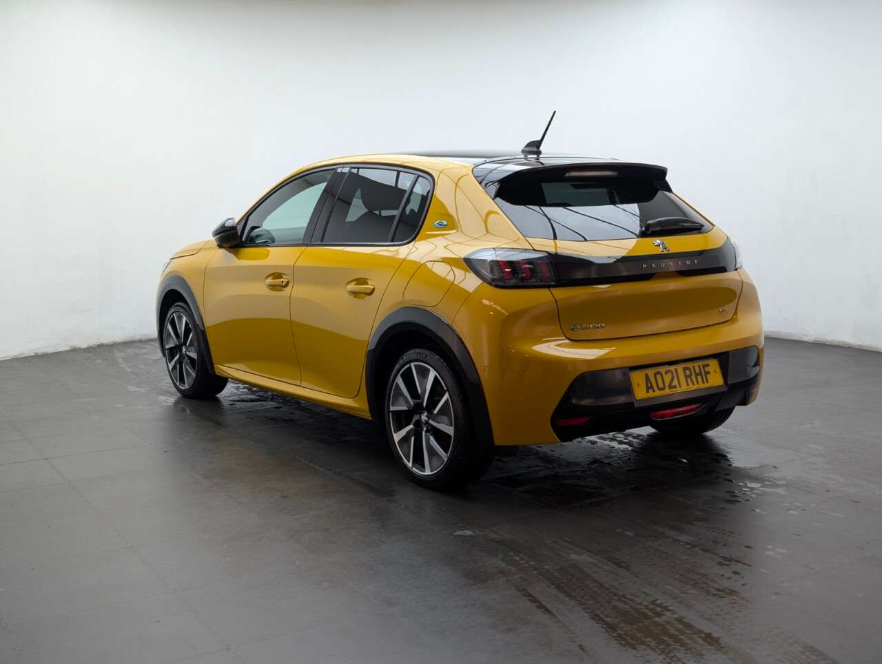 2021 PEUGEOT E-208 2021 PEUGEOT E-208