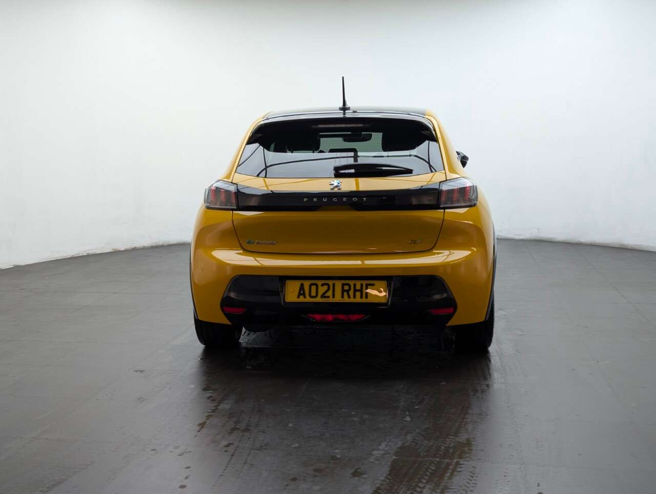 2021 PEUGEOT E-208 2021 PEUGEOT E-208