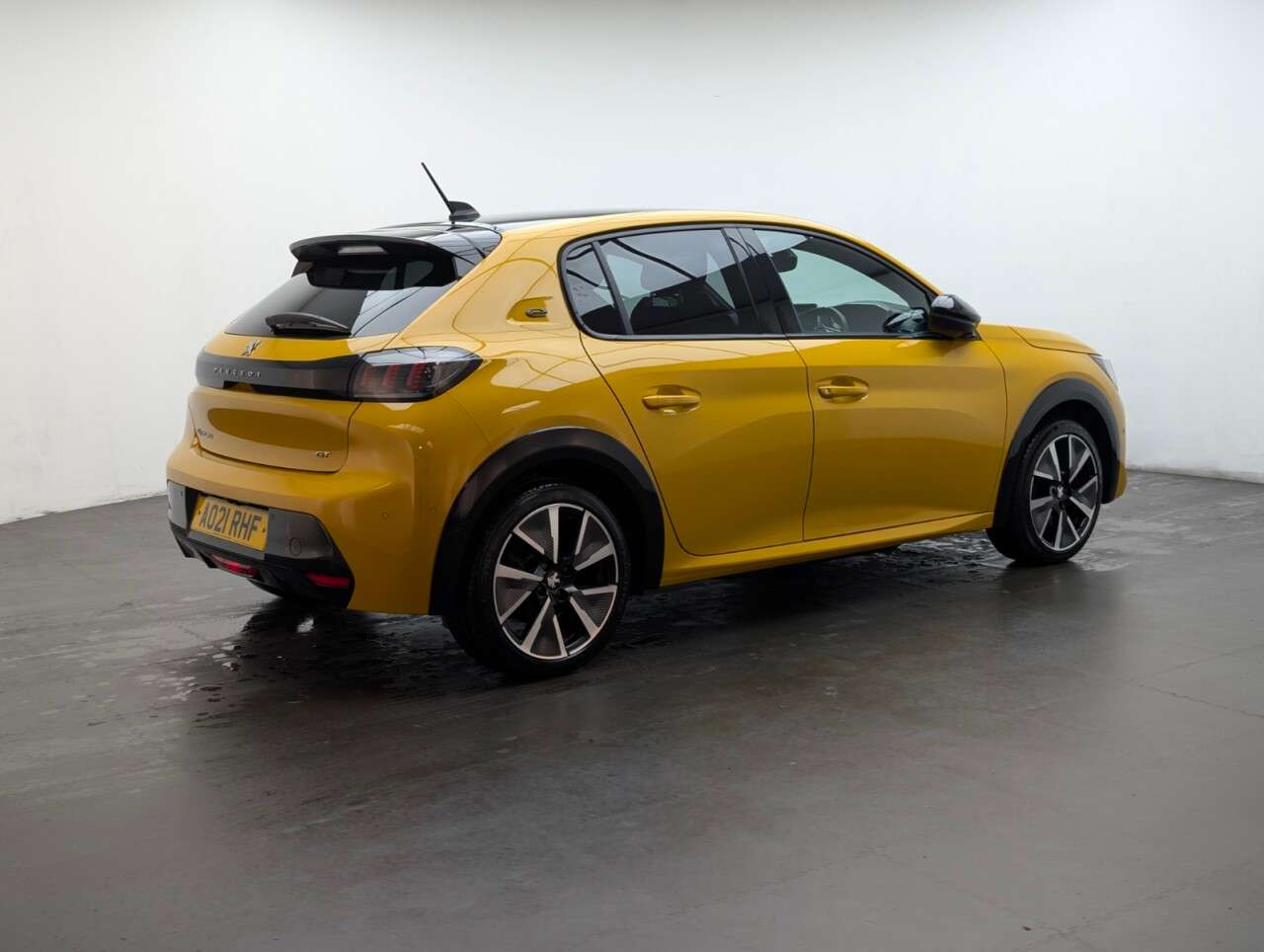 2021 PEUGEOT E-208 2021 PEUGEOT E-208