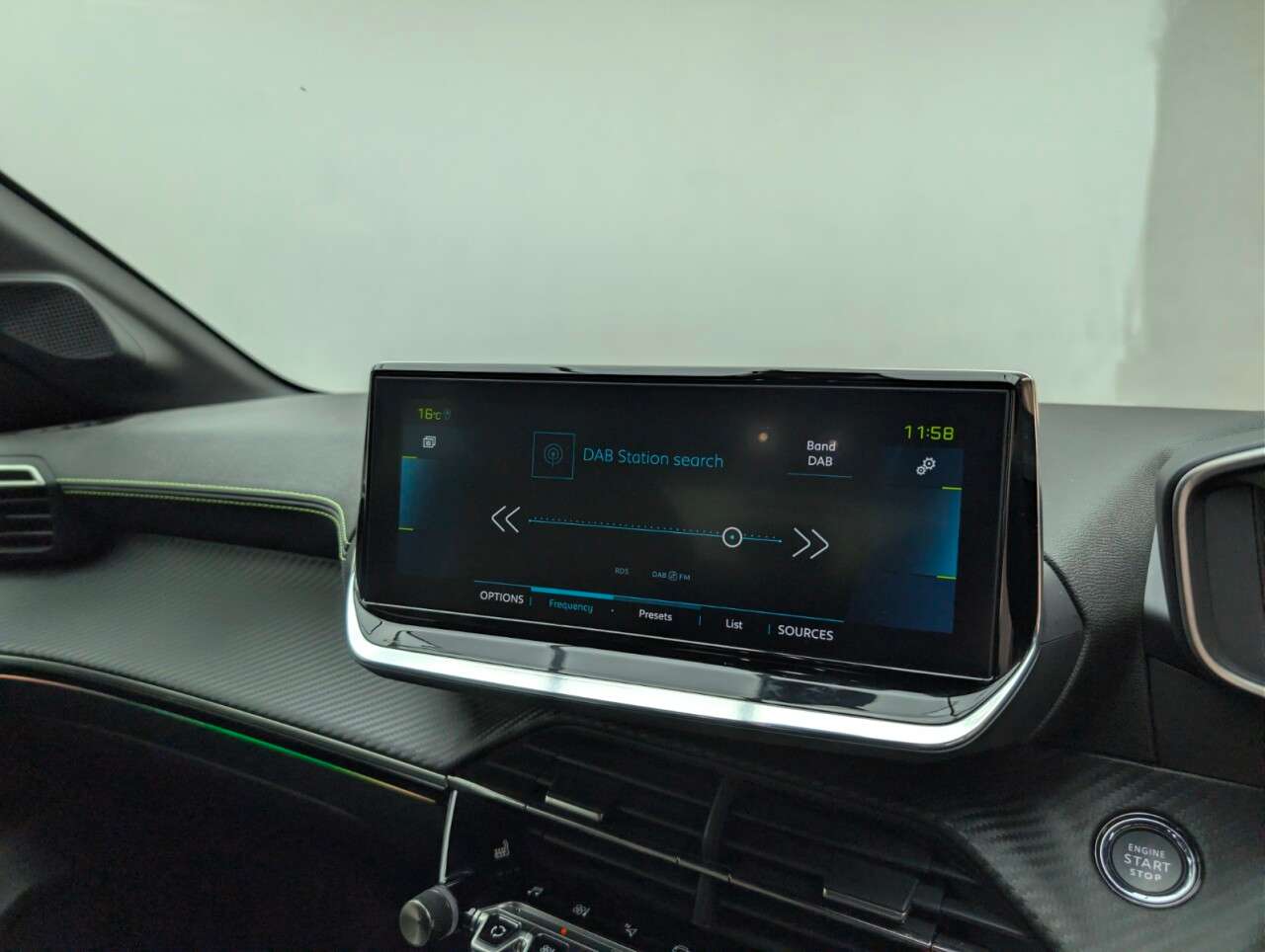 2021 PEUGEOT E-208 2021 PEUGEOT E-208