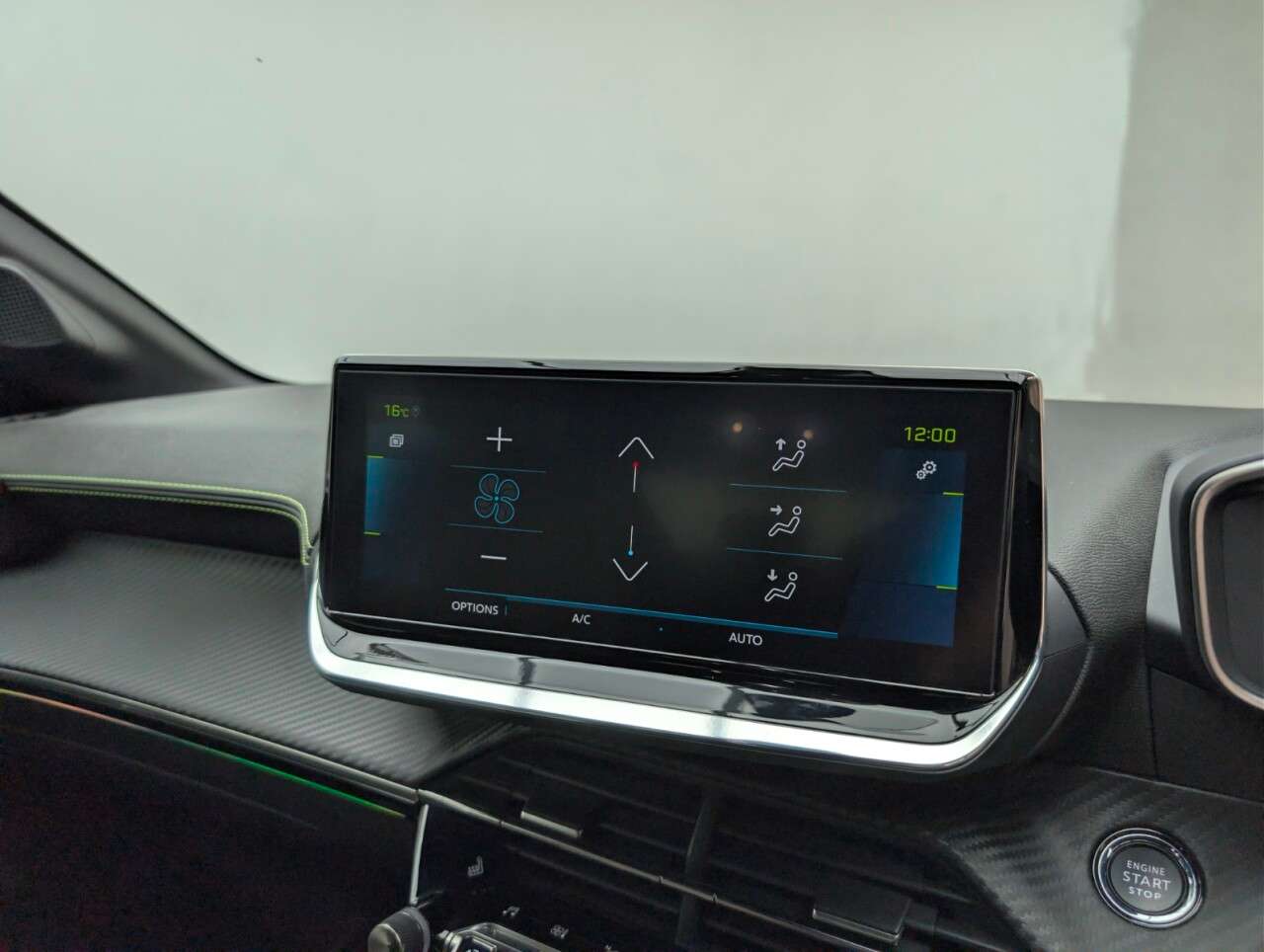 2021 PEUGEOT E-208 2021 PEUGEOT E-208