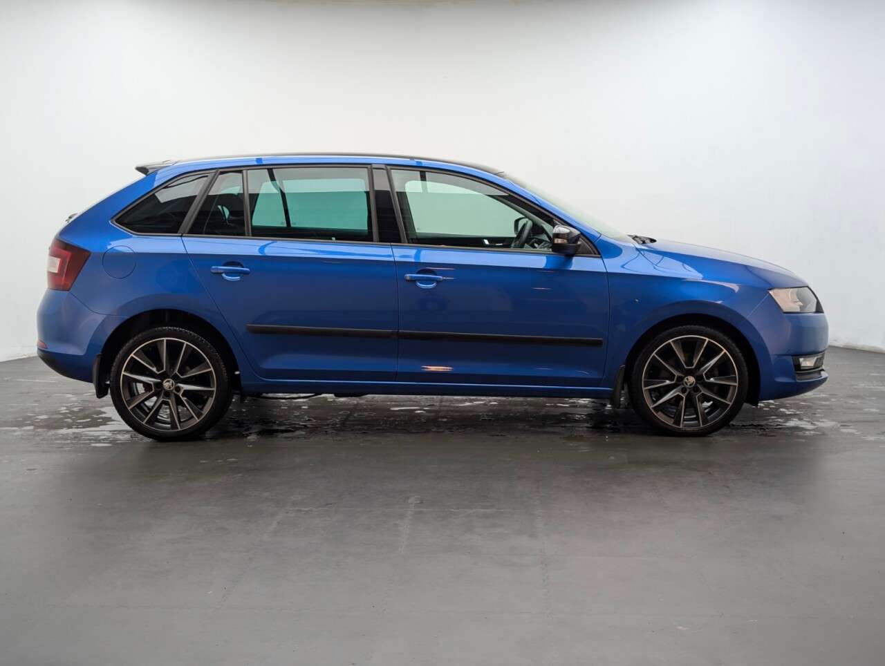 2018 SKODA RAPID SPACEBACK 2018 SKODA RAPID SPACEBACK