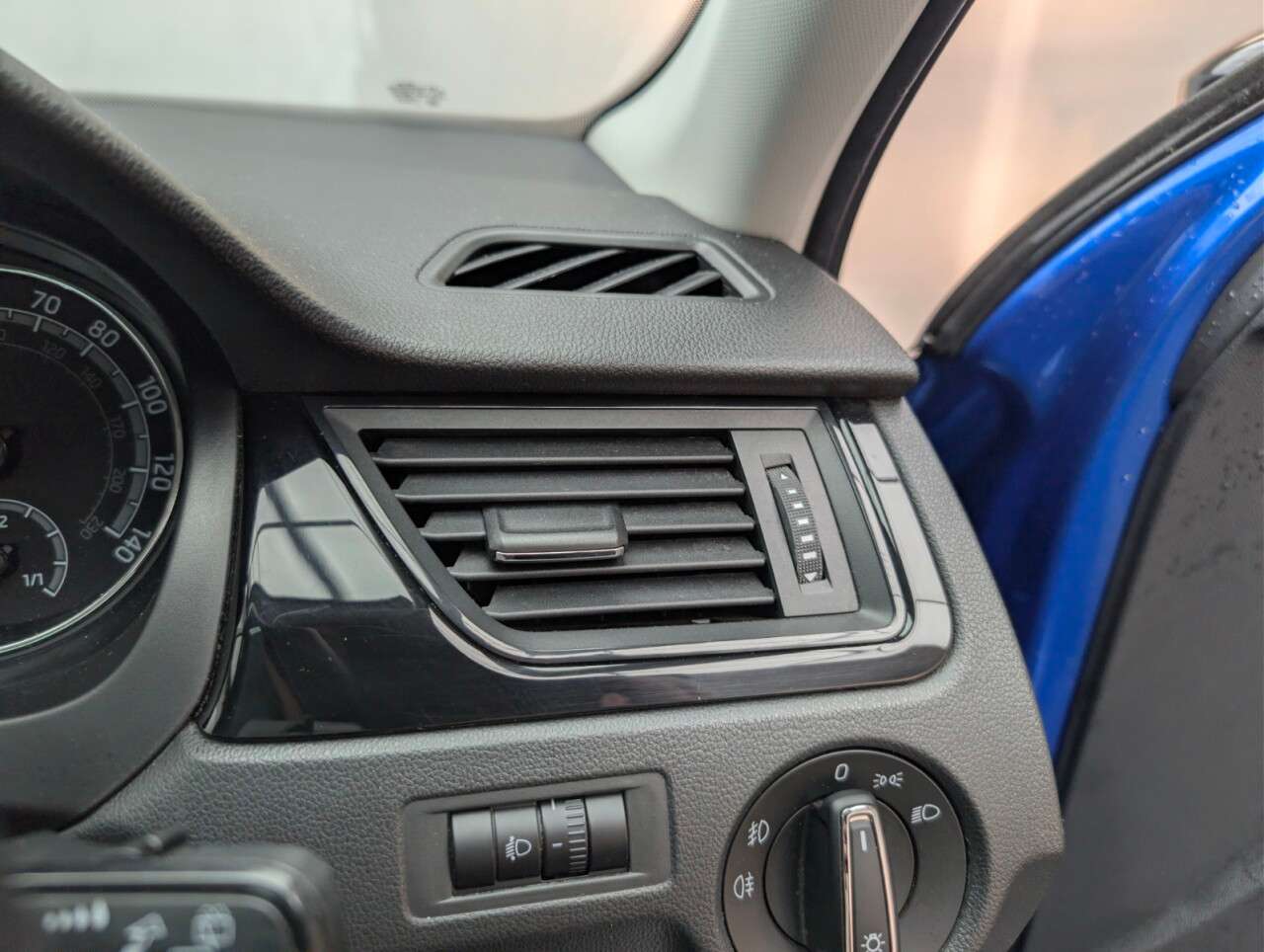 2018 SKODA RAPID SPACEBACK 2018 SKODA RAPID SPACEBACK