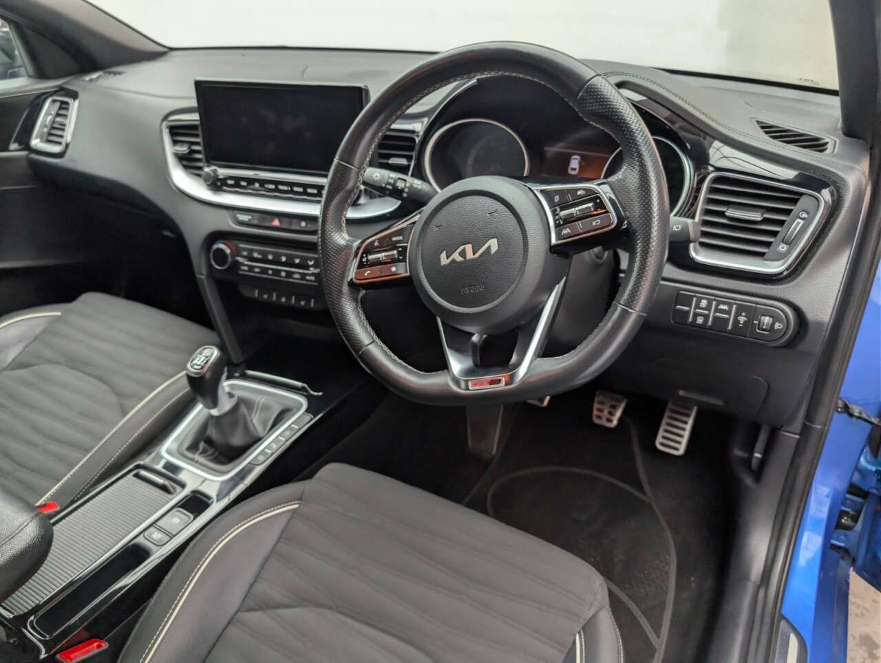 2022 KIA PROCEED 2022 KIA PROCEED