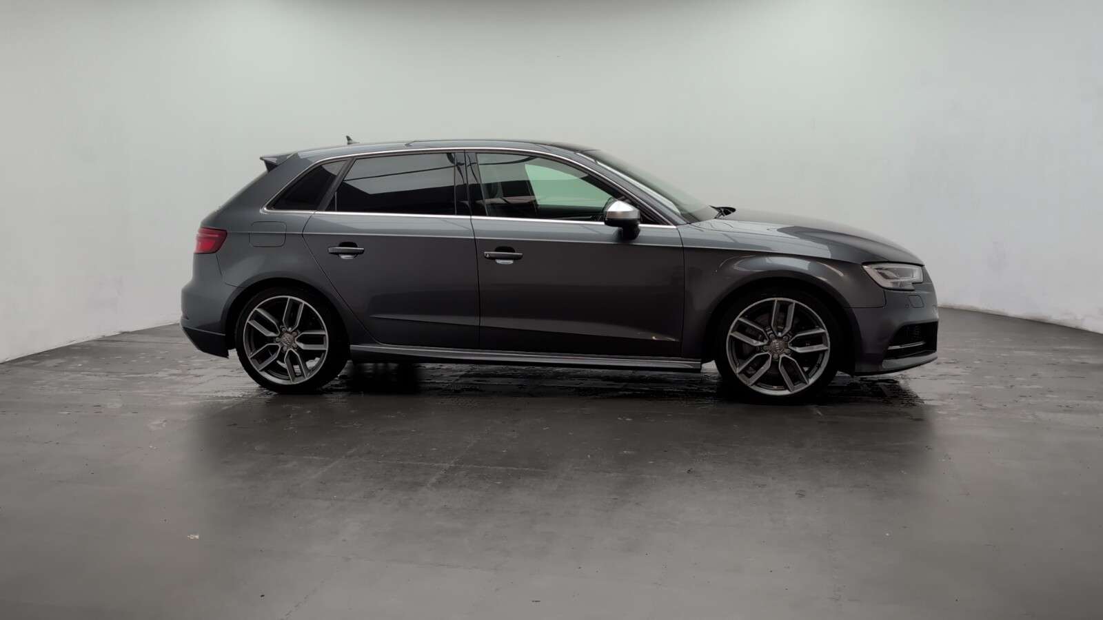 2018 AUDI S3 2018 AUDI S3