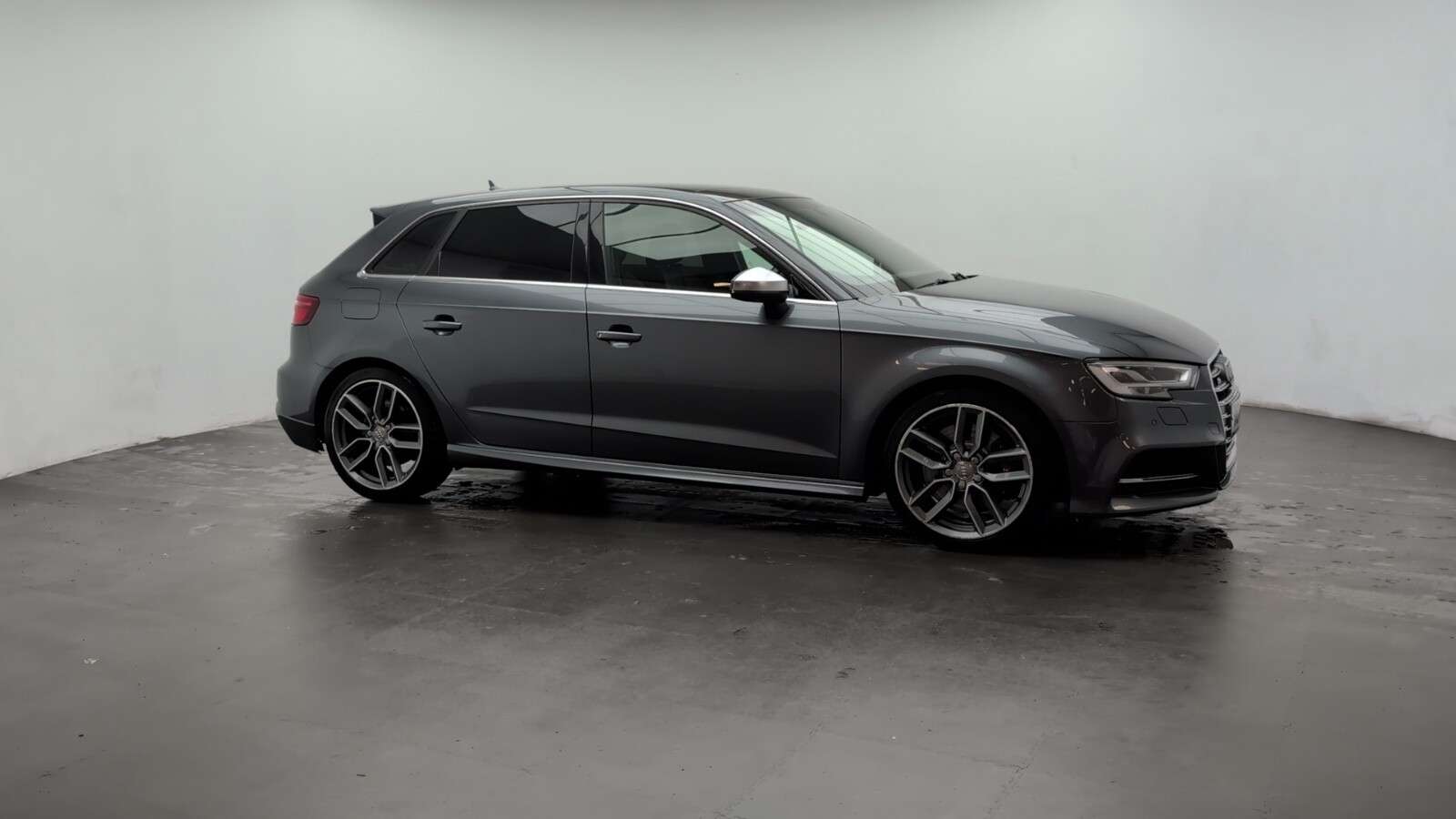 2018 AUDI S3 2018 AUDI S3