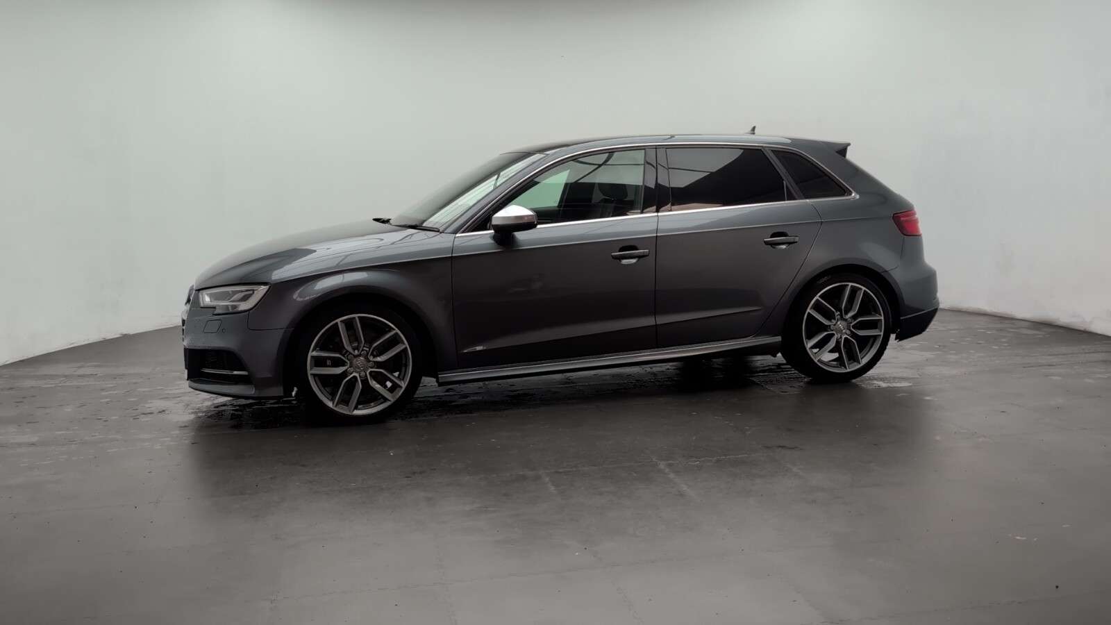 2018 AUDI S3 2018 AUDI S3