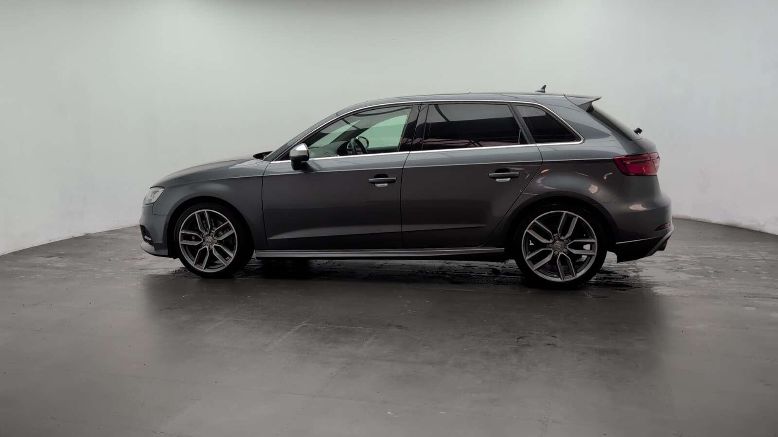 2018 AUDI S3 2018 AUDI S3