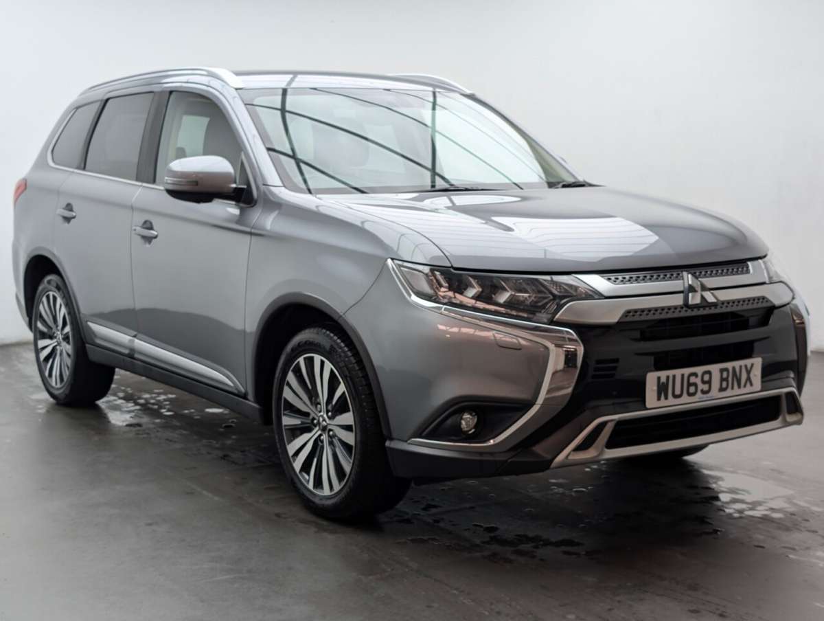 Check out this Mitsubishi Outlander 2019 Petrol Automatic