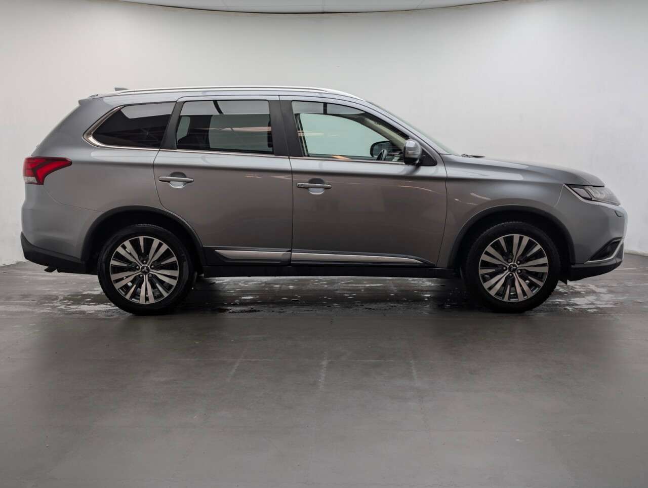 2019 MITSUBISHI OUTLANDER 2019 MITSUBISHI OUTLANDER