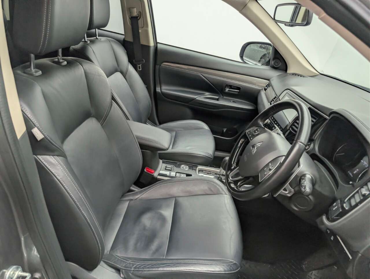 2019 MITSUBISHI OUTLANDER 2019 MITSUBISHI OUTLANDER