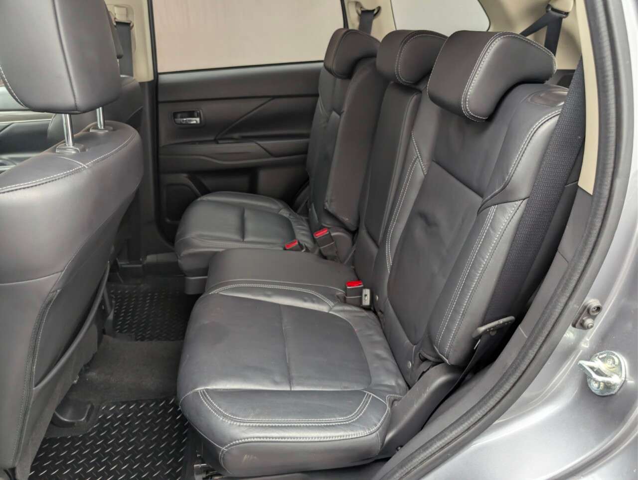 2019 MITSUBISHI OUTLANDER 2019 MITSUBISHI OUTLANDER