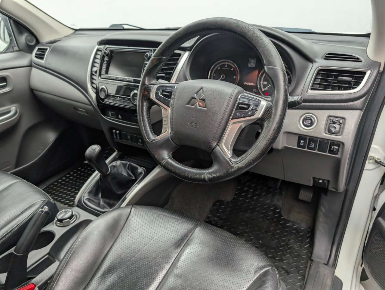 2017 MITSUBISHI L200 2017 MITSUBISHI L200