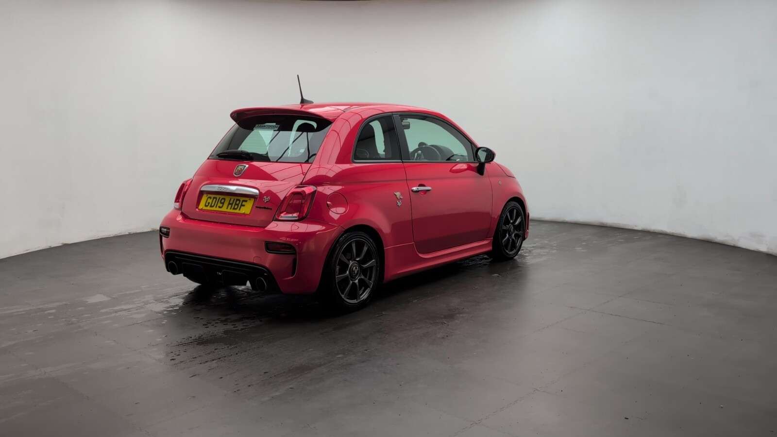 2019 ABARTH 595 2019 ABARTH 595