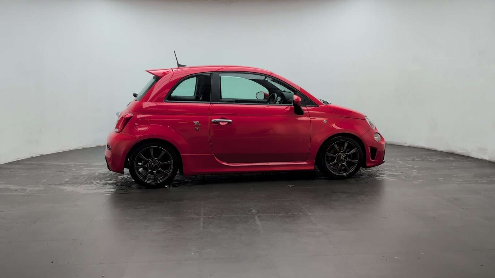 2019 ABARTH 595 2019 ABARTH 595