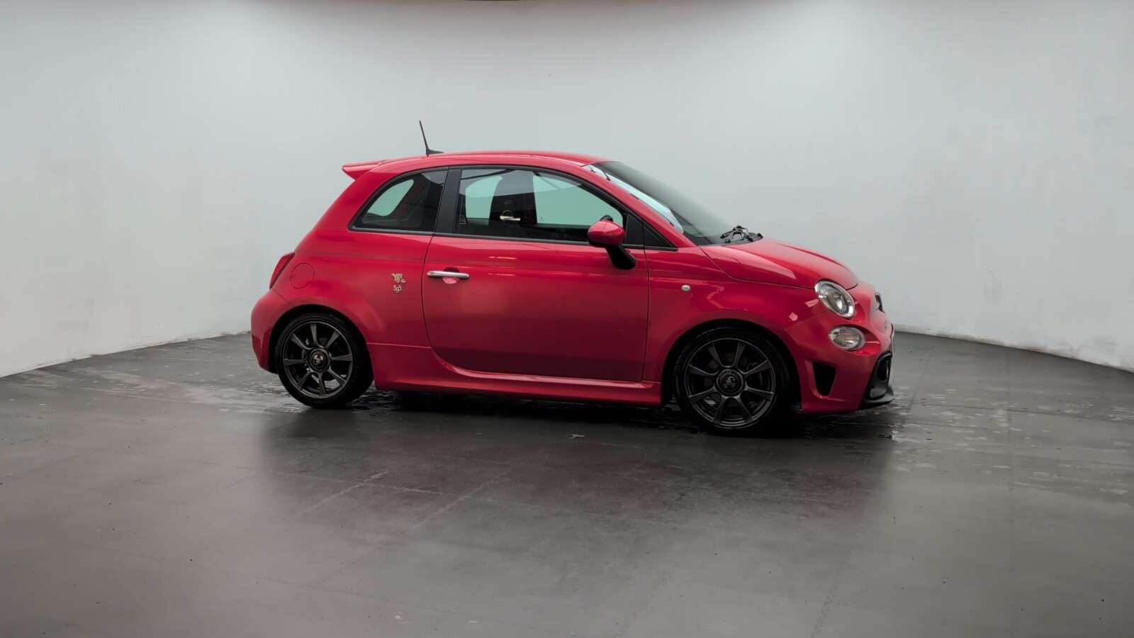 2019 ABARTH 595 2019 ABARTH 595
