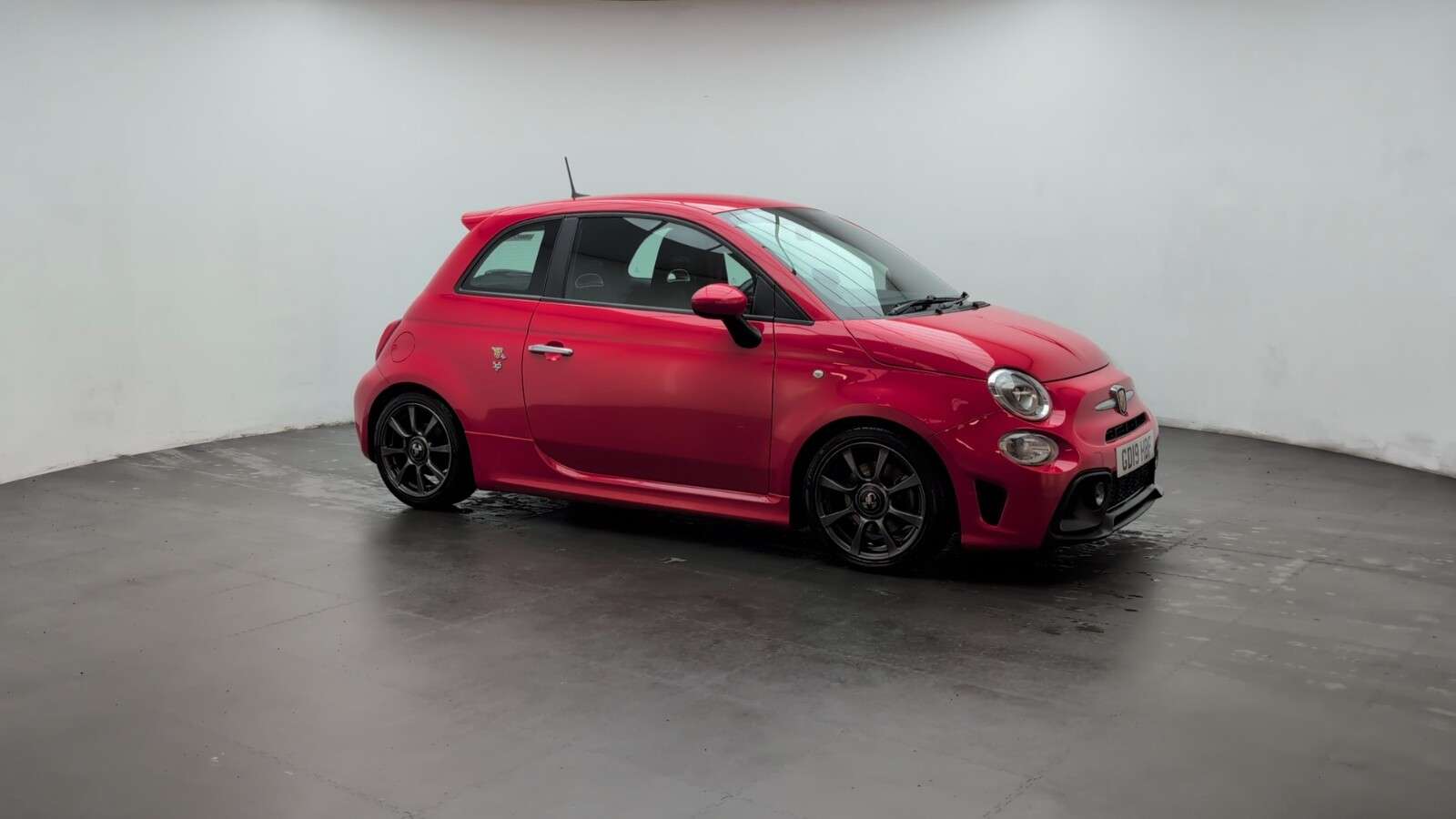 2019 ABARTH 595 2019 ABARTH 595