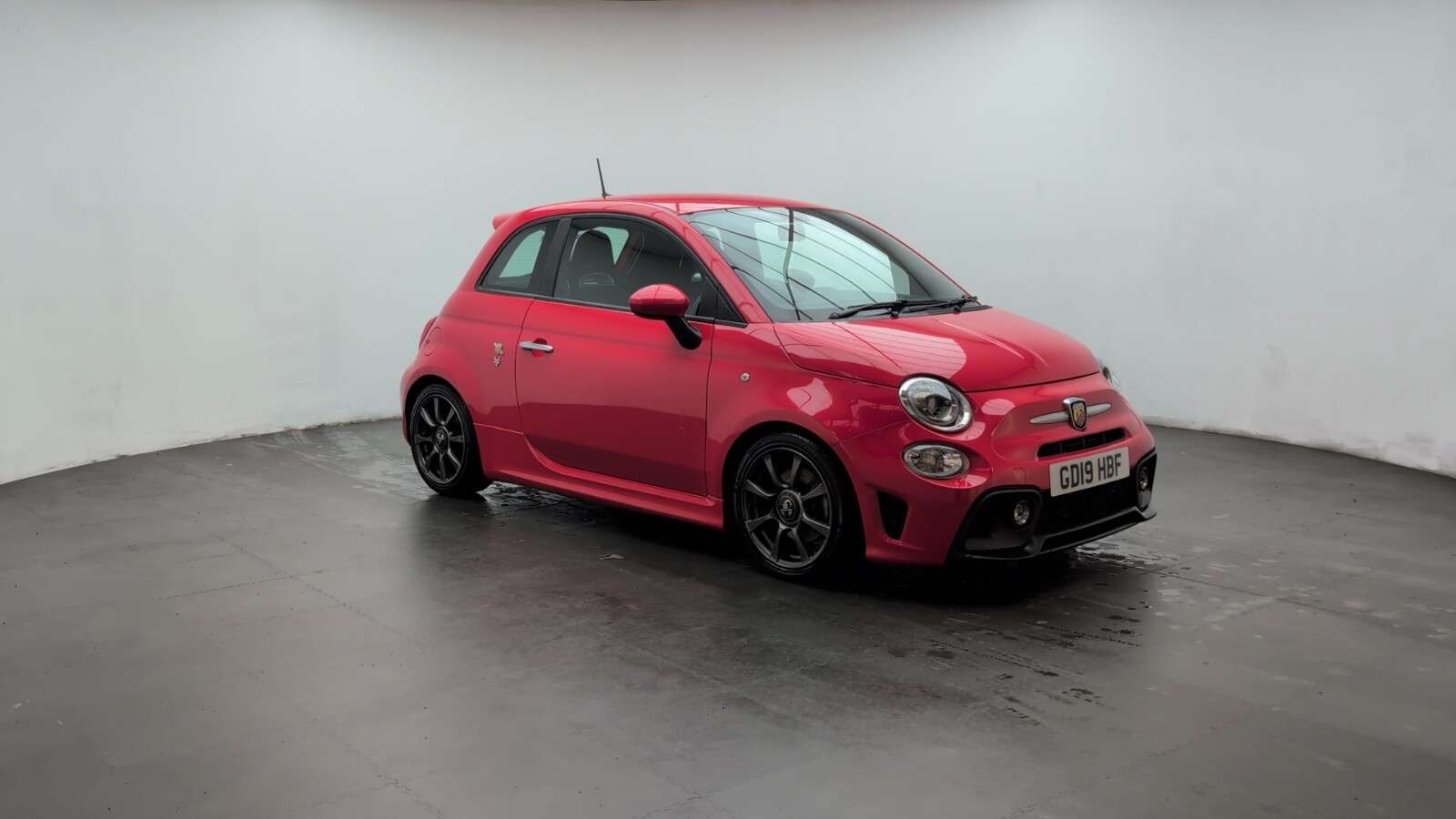 2019 ABARTH 595 2019 ABARTH 595