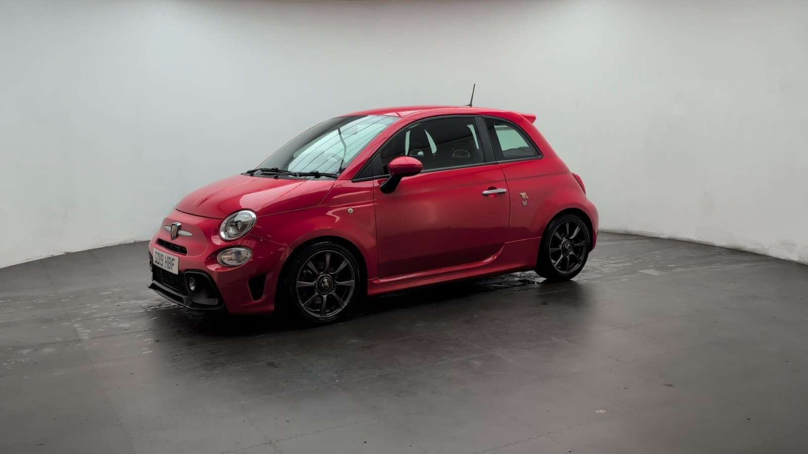 2019 ABARTH 595 2019 ABARTH 595