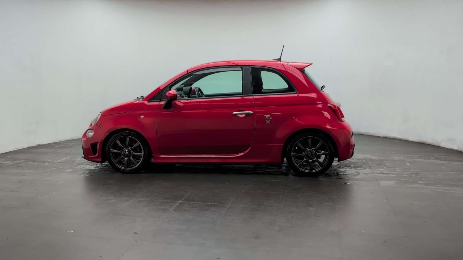 2019 ABARTH 595 2019 ABARTH 595