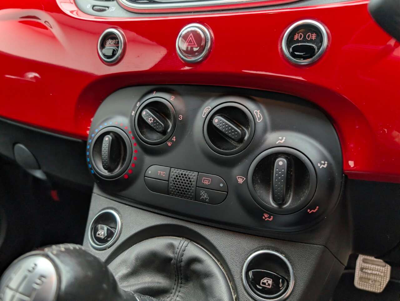 2019 ABARTH 595 2019 ABARTH 595