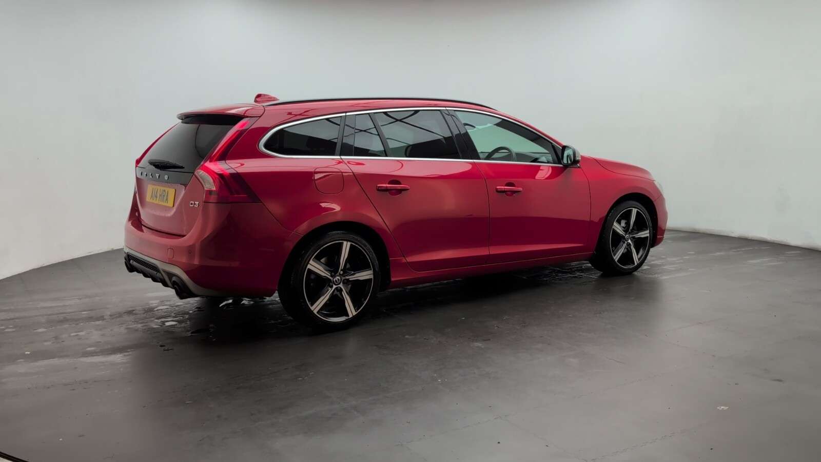 2017 VOLVO V60 2017 VOLVO V60