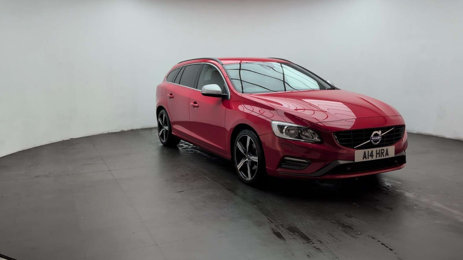 2017 VOLVO V60 2017 VOLVO V60