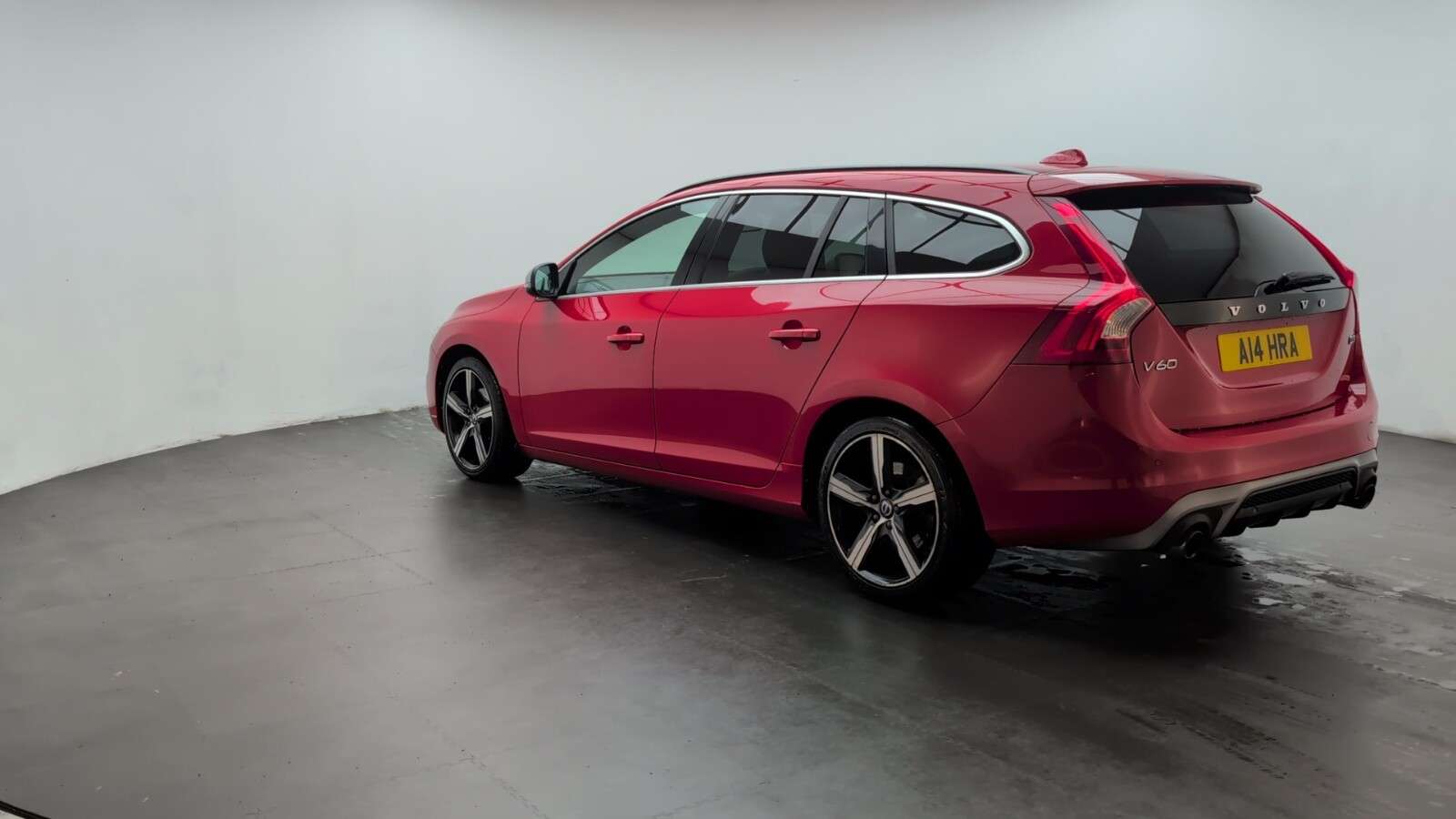2017 VOLVO V60 2017 VOLVO V60