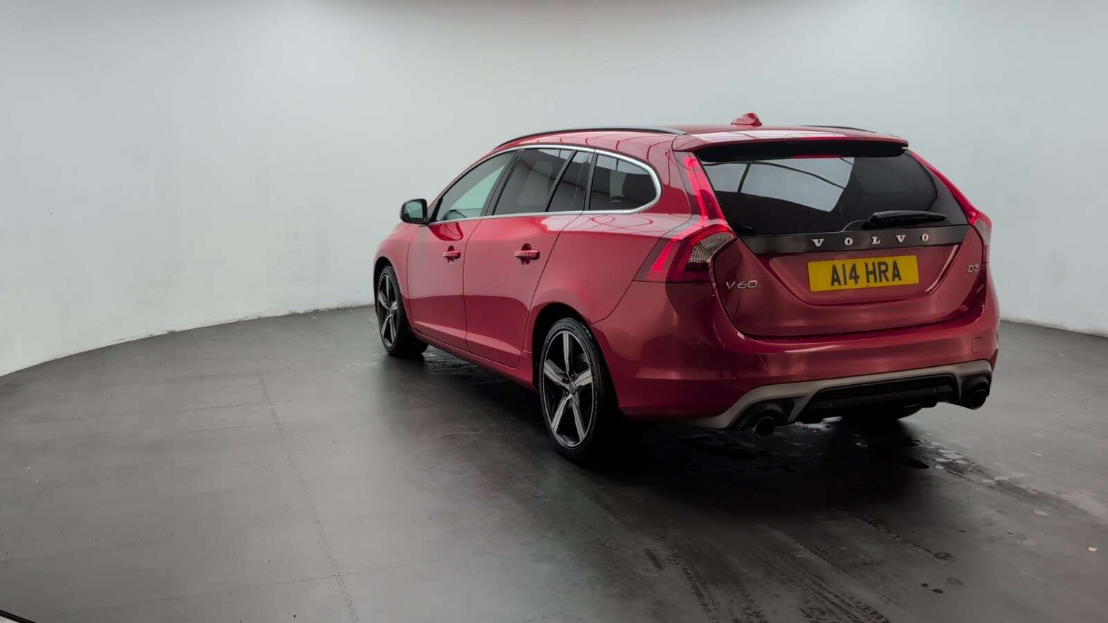 2017 VOLVO V60 2017 VOLVO V60