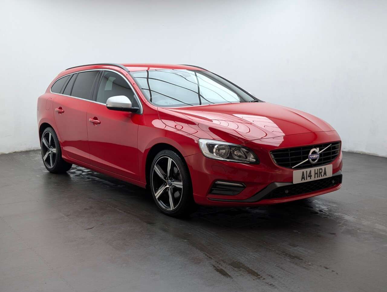 2017 VOLVO V60 2017 VOLVO V60