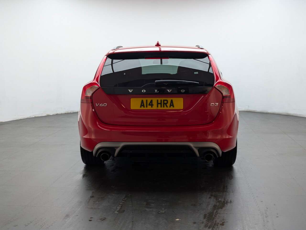 2017 VOLVO V60 2017 VOLVO V60