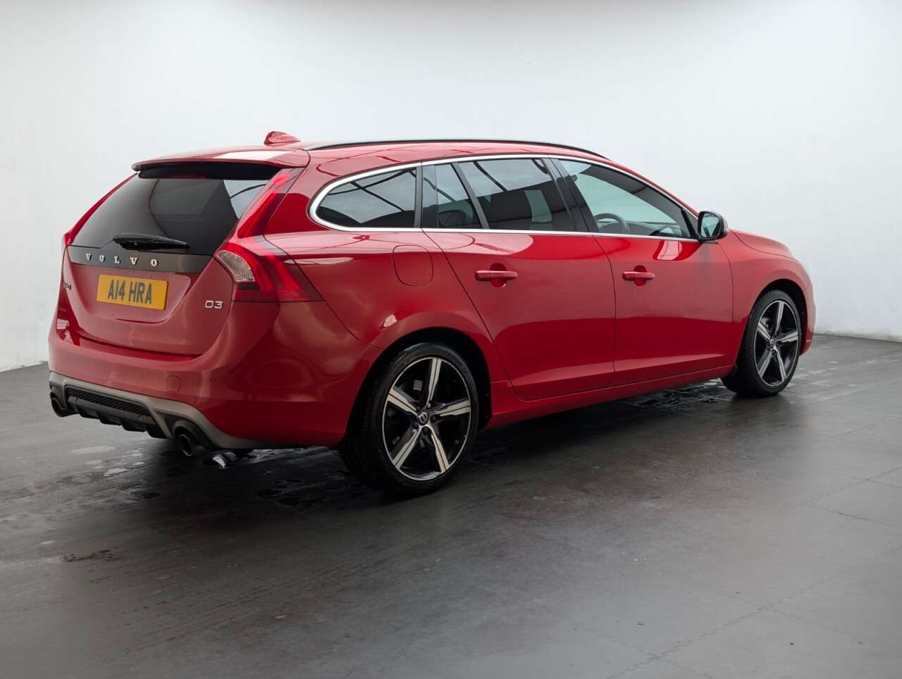 2017 VOLVO V60 2017 VOLVO V60