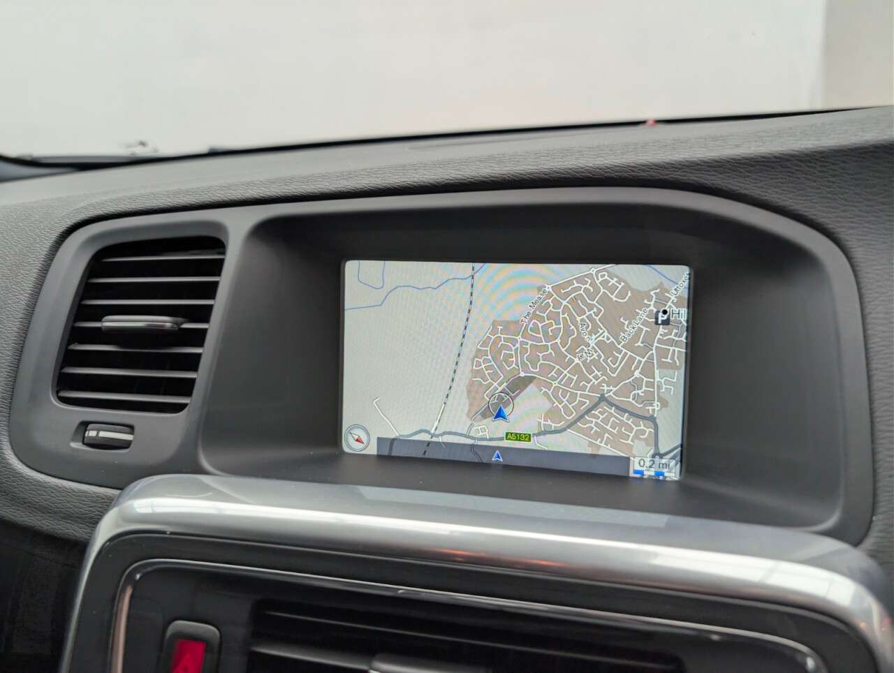 2017 VOLVO V60 2017 VOLVO V60