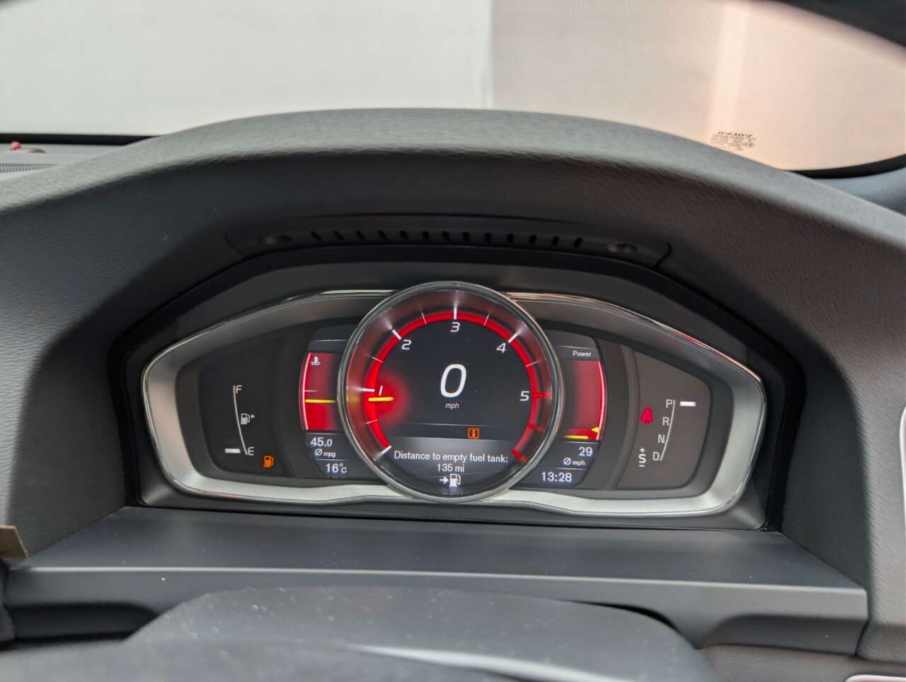 2017 VOLVO V60 2017 VOLVO V60