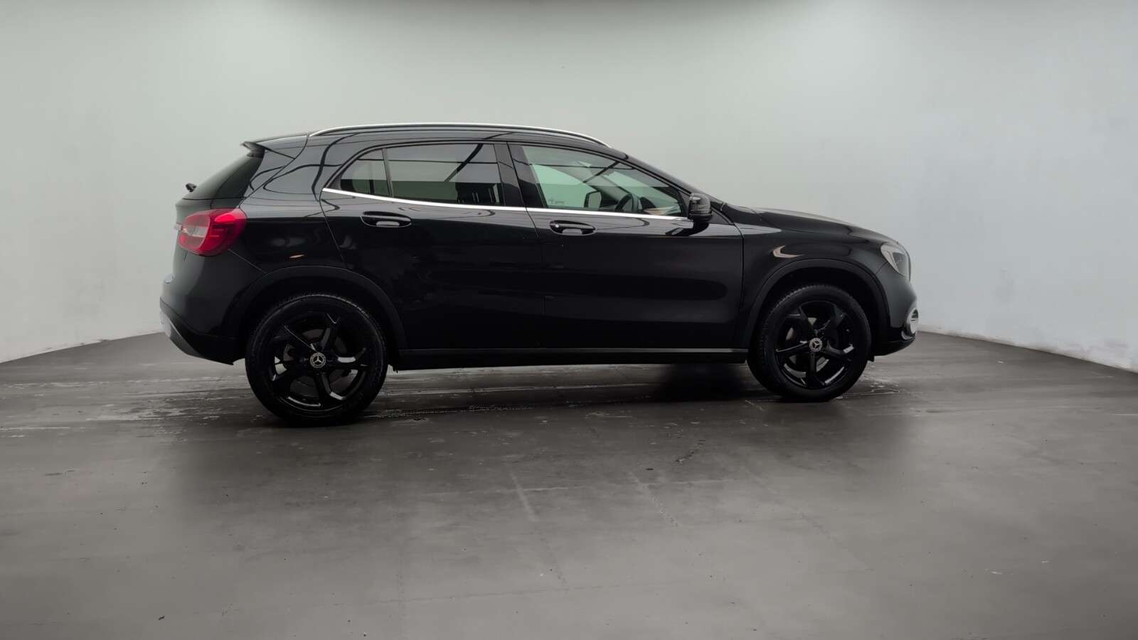 2017 MERCEDES-BENZ 180 2017 MERCEDES-BENZ 180