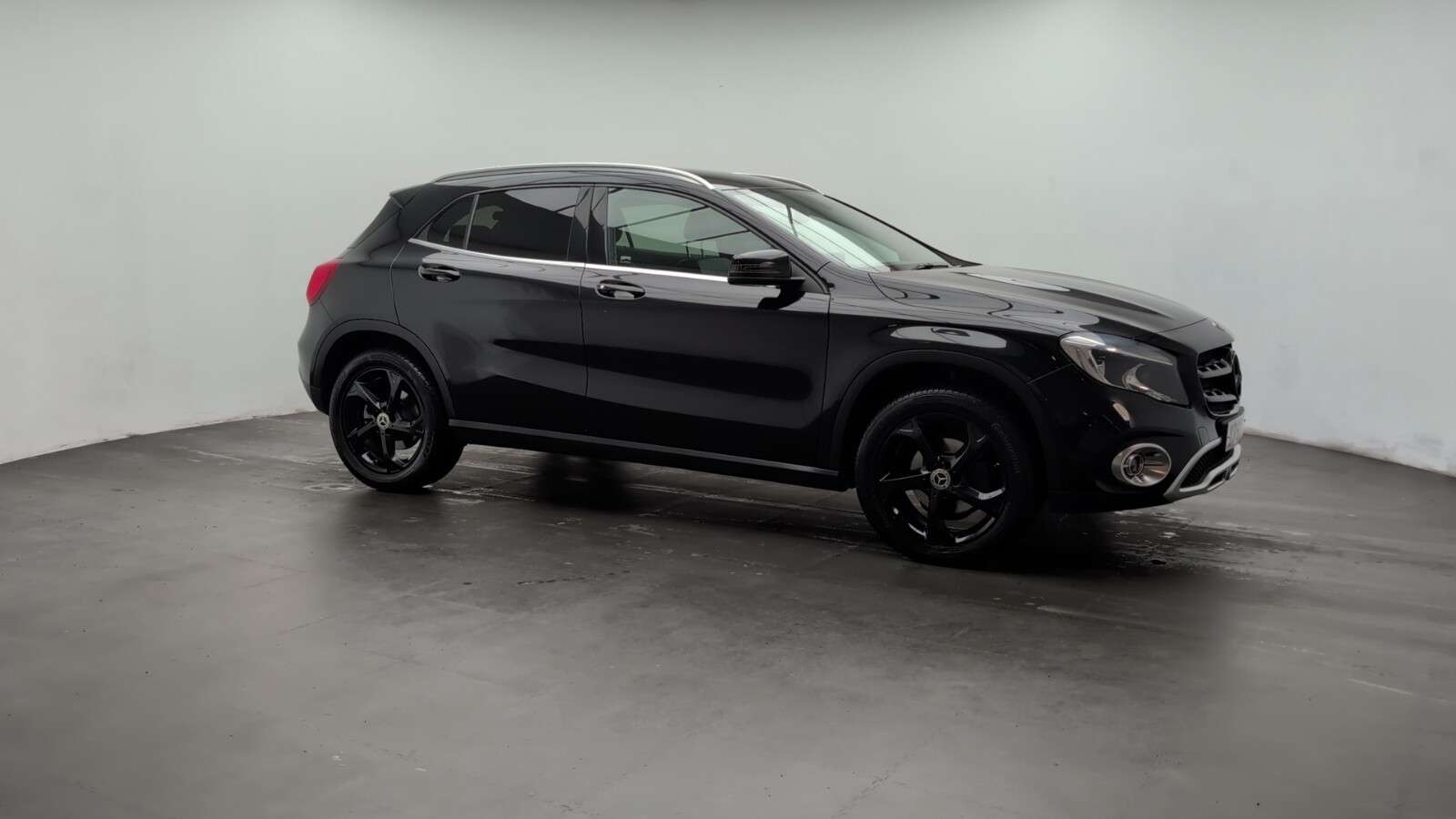 2017 MERCEDES-BENZ 180 2017 MERCEDES-BENZ 180