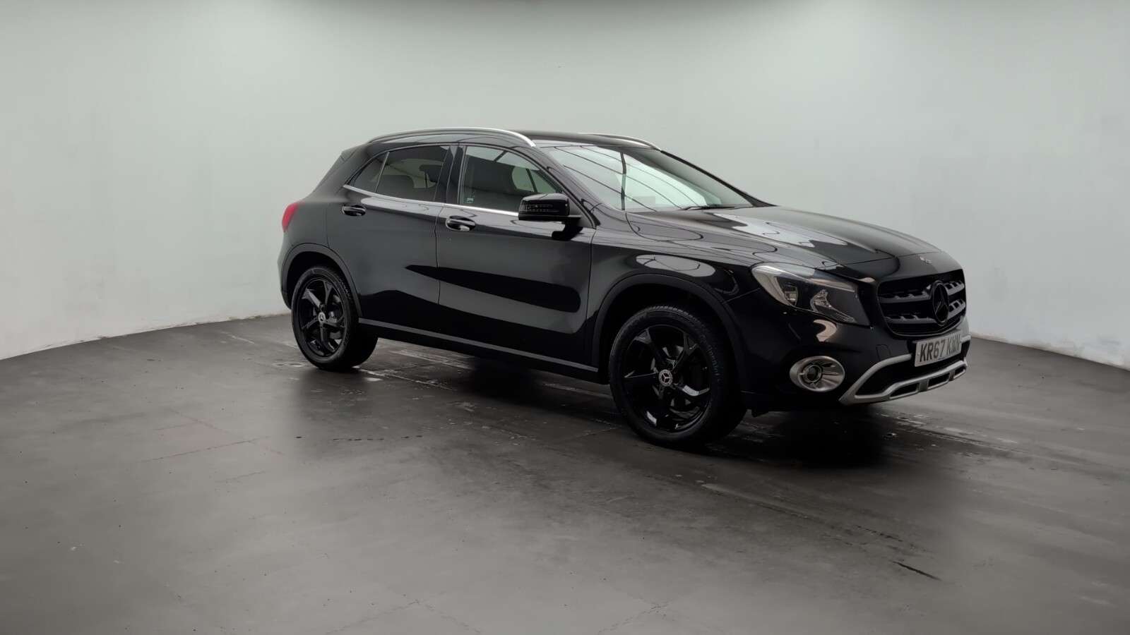 2017 MERCEDES-BENZ 180 2017 MERCEDES-BENZ 180