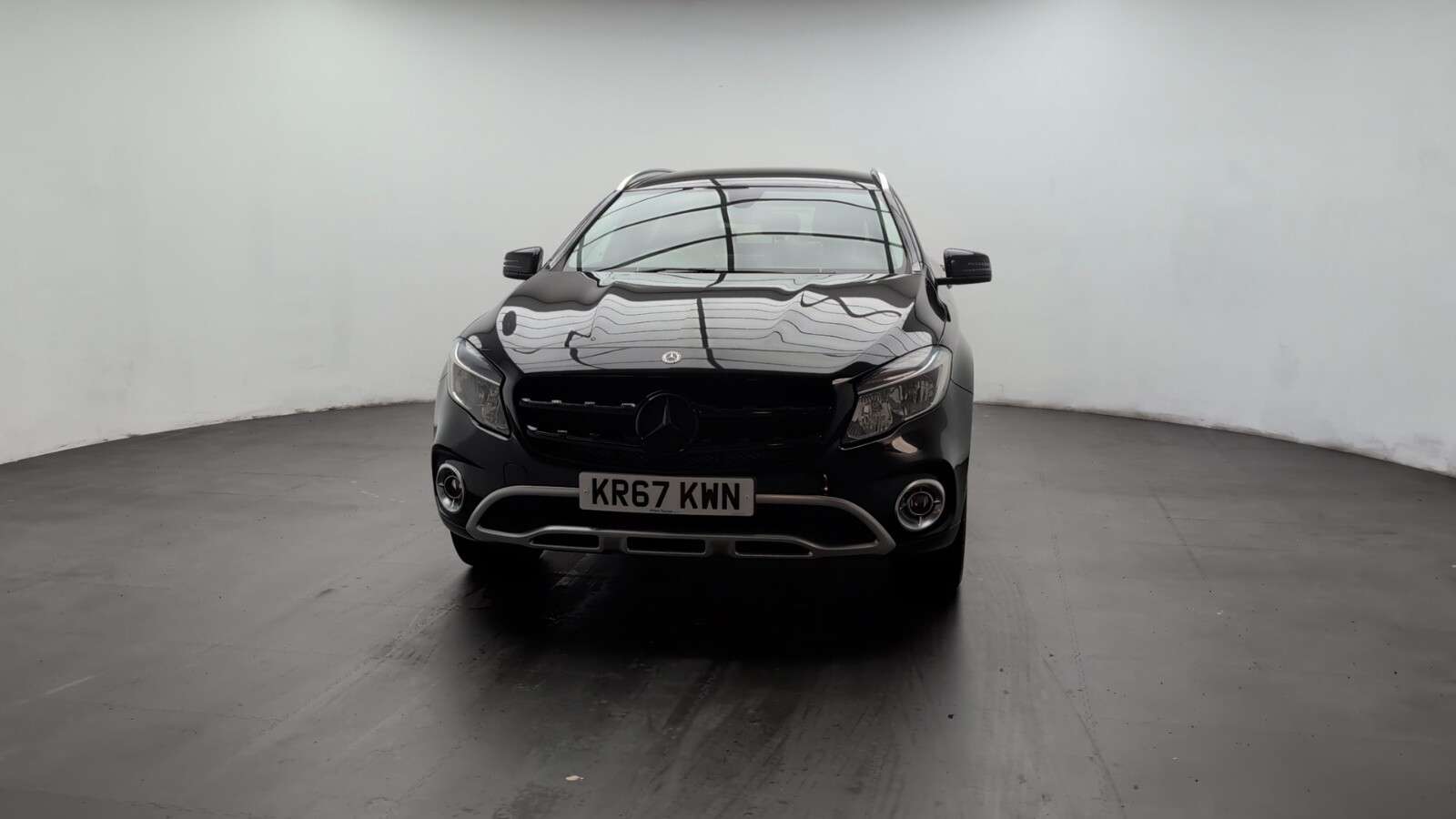 2017 MERCEDES-BENZ 180 2017 MERCEDES-BENZ 180