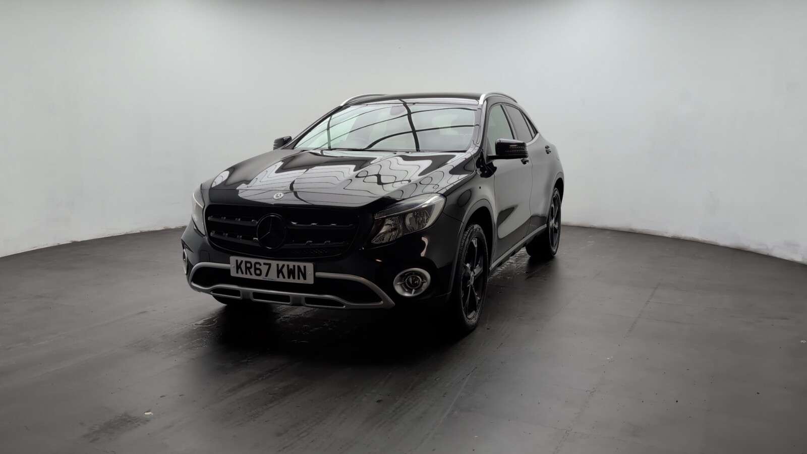 2017 MERCEDES-BENZ 180 2017 MERCEDES-BENZ 180