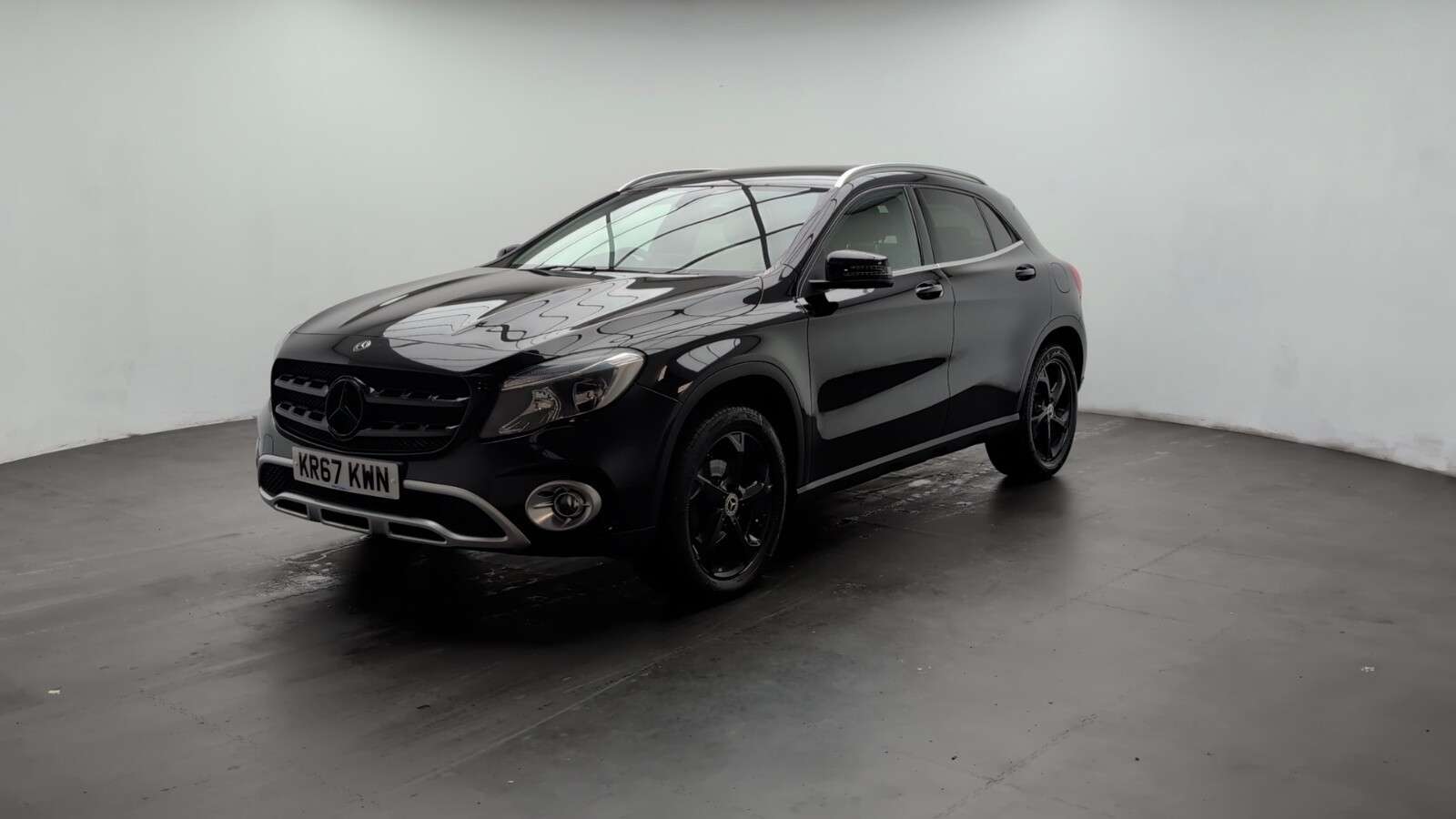 2017 MERCEDES-BENZ 180 2017 MERCEDES-BENZ 180