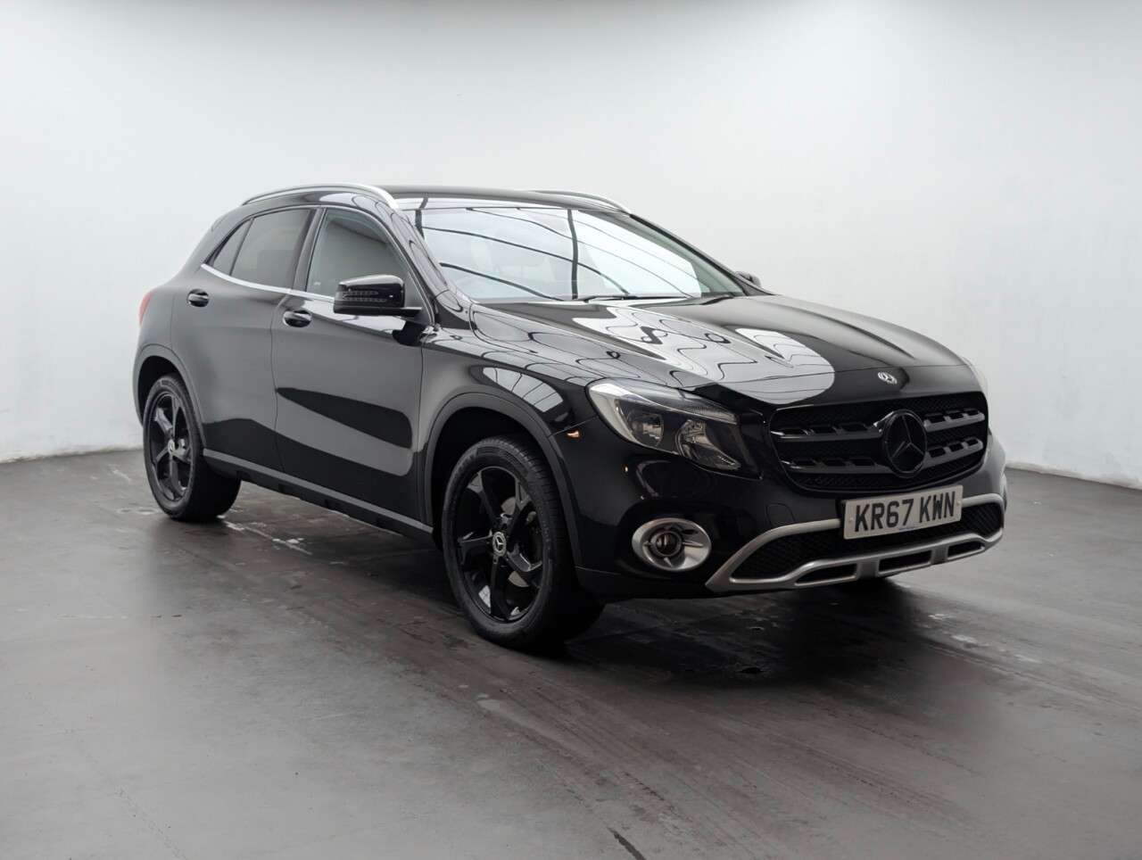 2017 MERCEDES-BENZ 180 2017 MERCEDES-BENZ 180