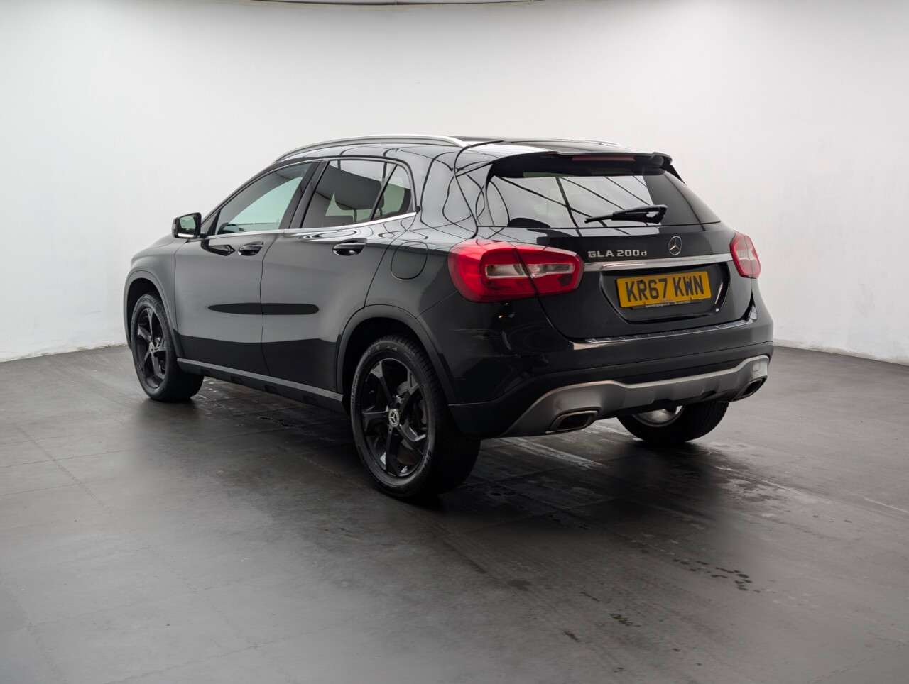 2017 MERCEDES-BENZ 180 2017 MERCEDES-BENZ 180