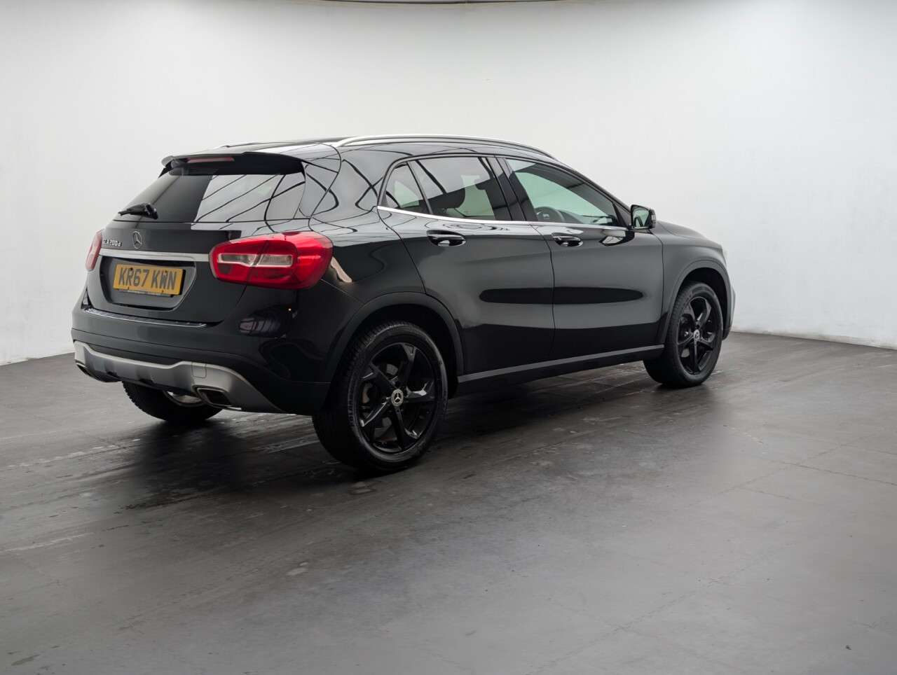 2017 MERCEDES-BENZ 180 2017 MERCEDES-BENZ 180