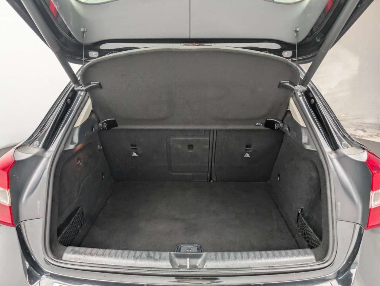 2017 MERCEDES-BENZ 180 2017 MERCEDES-BENZ 180